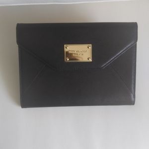 MICHAEL KORS CLUTCH FOR APPLE iPAD